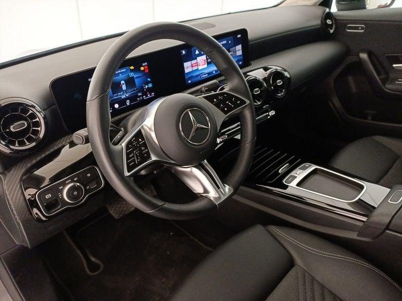 Mercedes-Benz Classe A - W177 2023 A 180 d Advanced auto