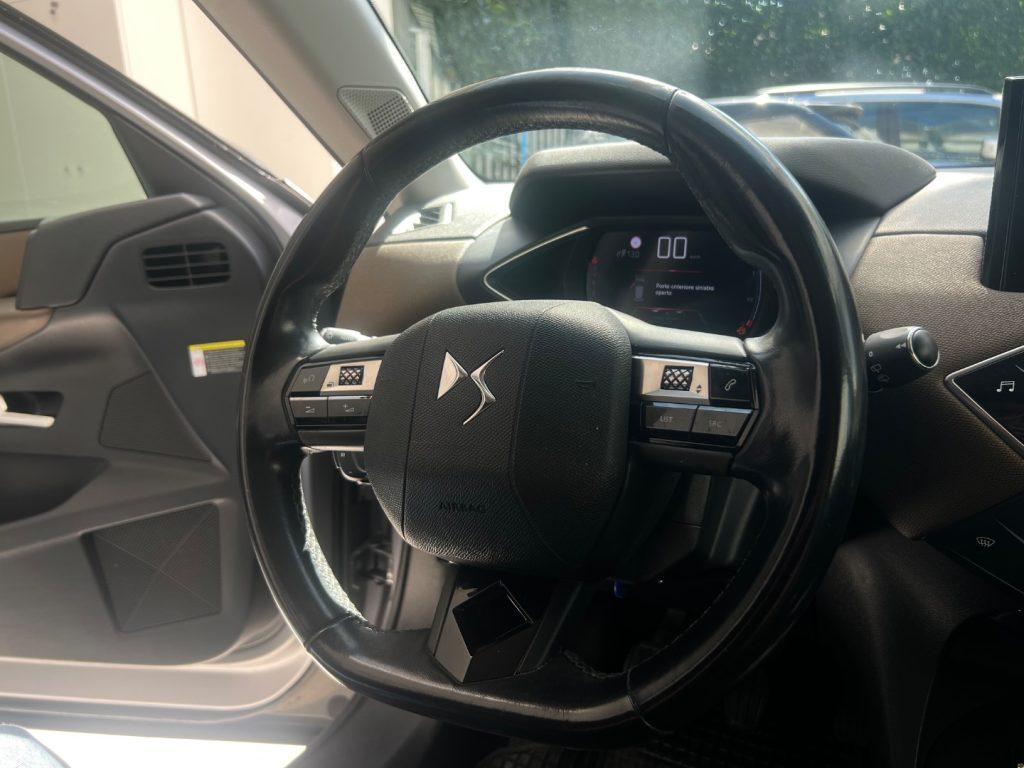 DS Automobiles DS 3 BlueHDi 100 So ChicDA €149,00