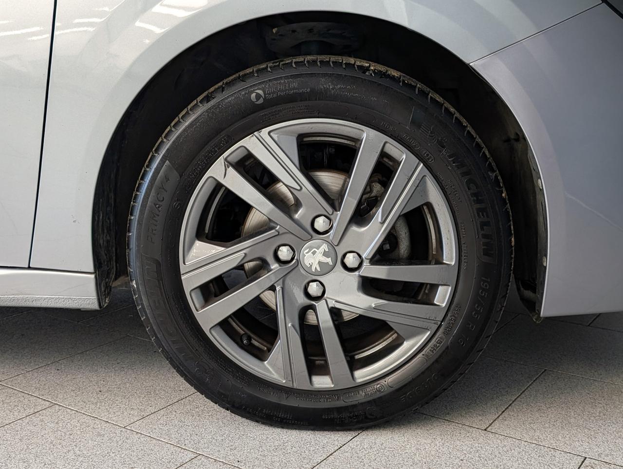 Peugeot 208 1.2 puretech 75cv Active Pack