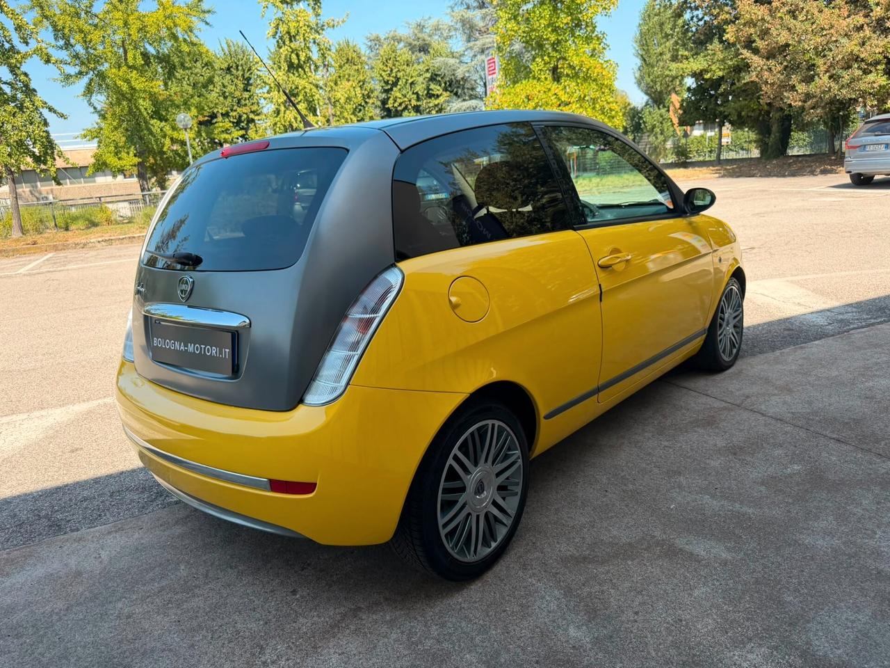 Lancia Ypsilon 1.2 Argento