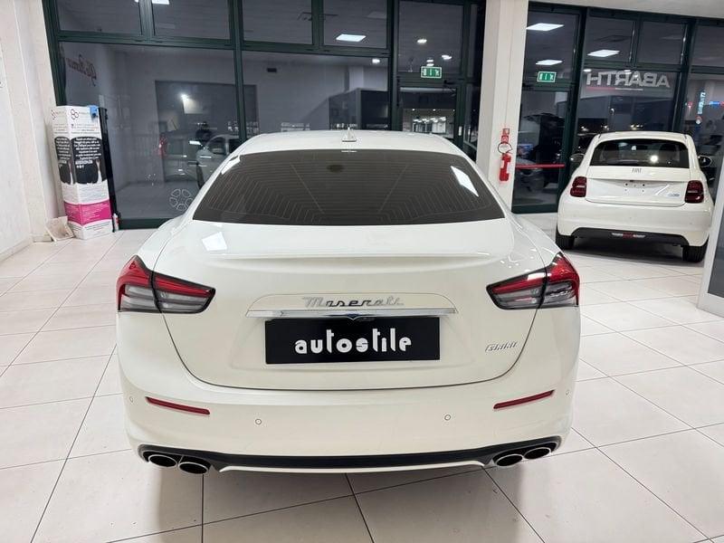 Maserati Ghibli Ghibli 330 CV MHEV GT RWD