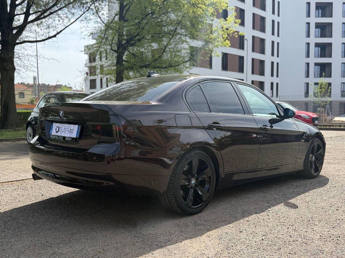 BMW Serie 3 320i Eletta 170cv