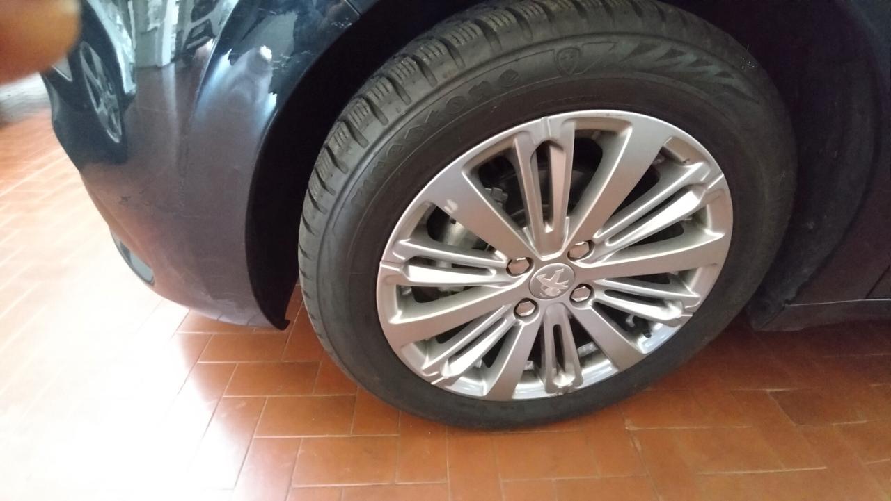 Peugeot 208 PureTech 82 5 porte Active