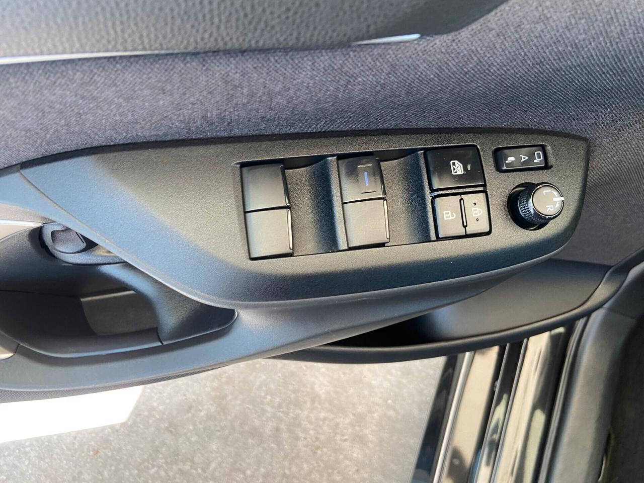 Mazda Mazda2 Hybrid Esclusive line