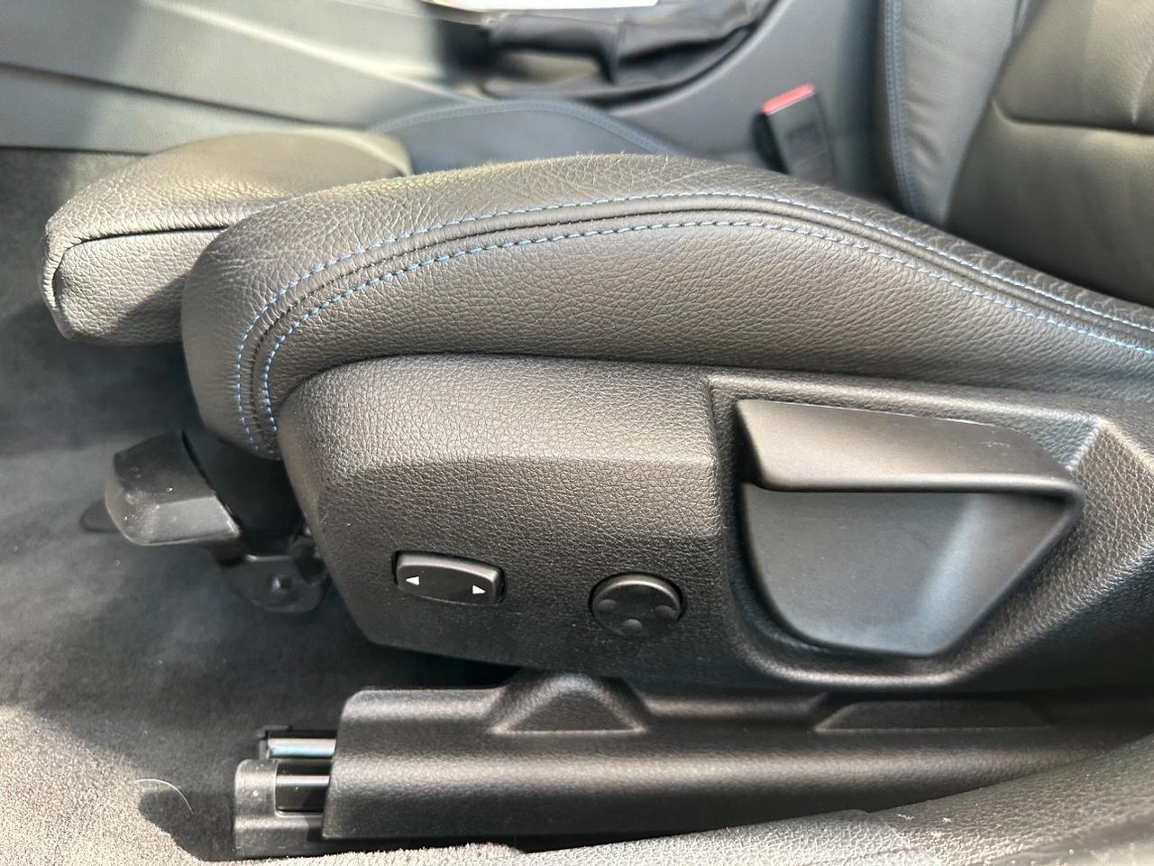 BMW 330 e Msport auto-LED-18"-Telecamera-Navi
