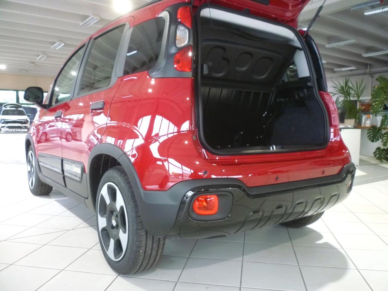 FIAT Panda 1.0 Hybrid 70 CV KM0 Cross "Pandina" ROSSO 2024