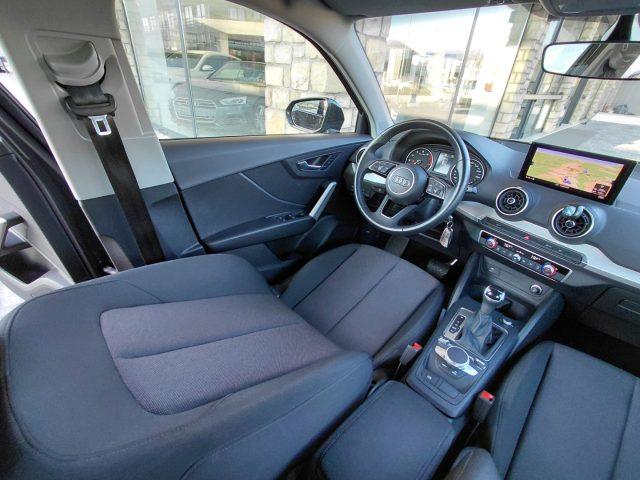 AUDI Q2 35 TFSI S tronic Business Sport Pelle totale