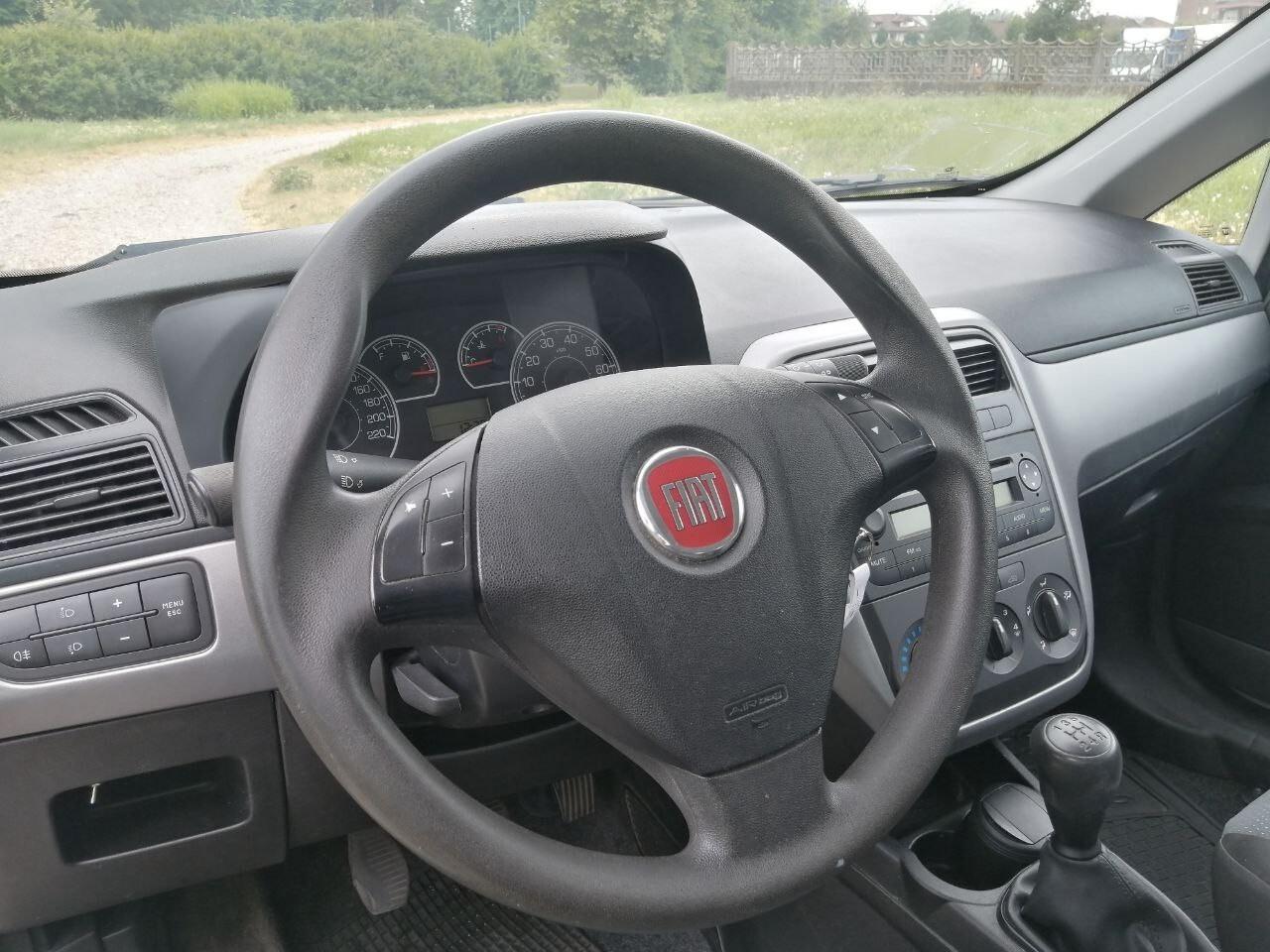 Fiat Grande Punto 1.3 MJT 75 cv 5P Neopatentati