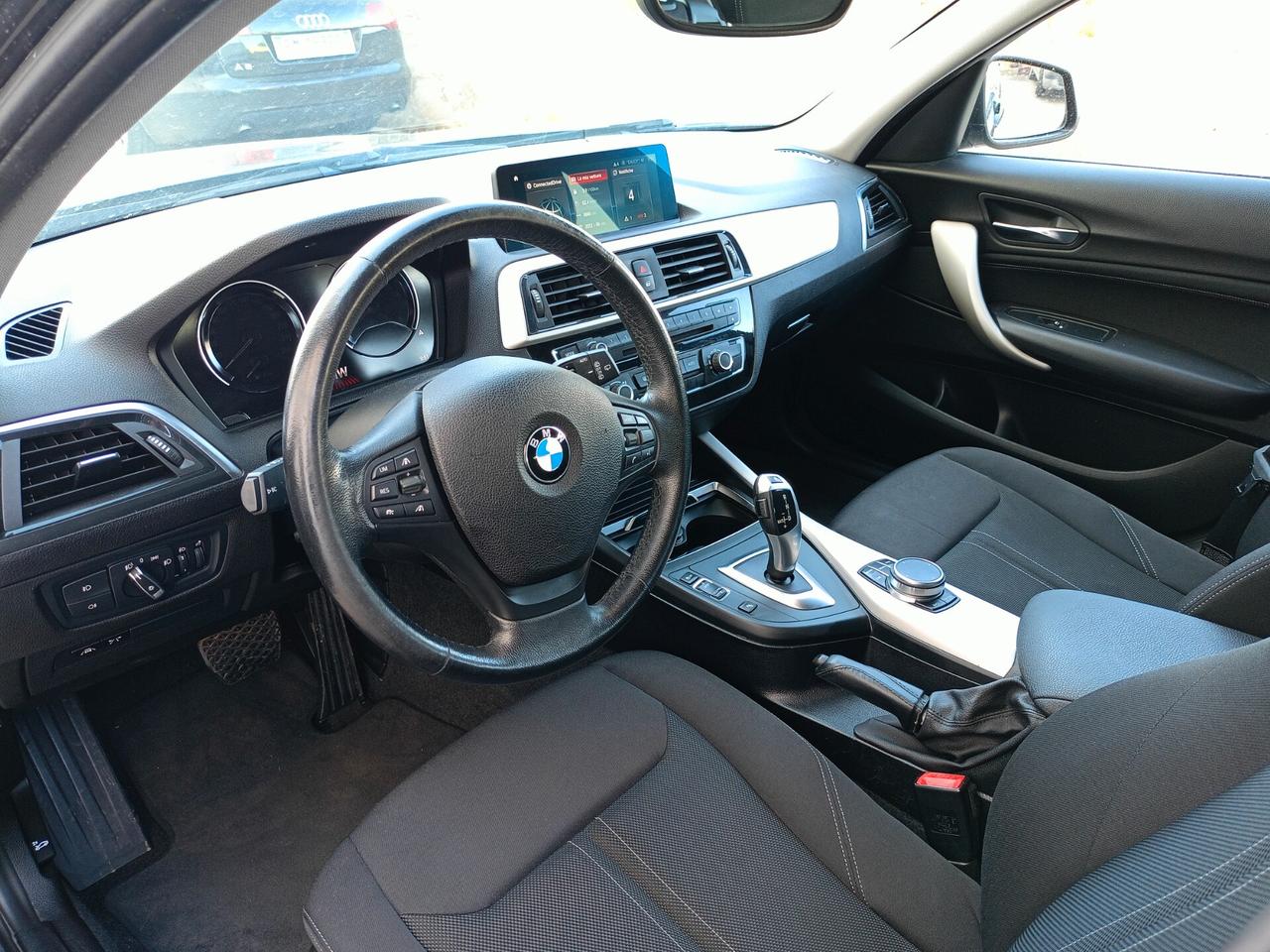 BMW 116D CAMBIO AUTO NEO PATENTATI