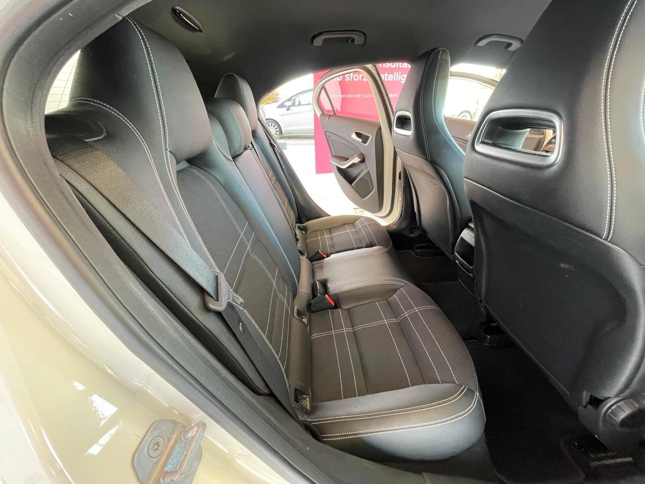 MERCEDES Classe A (W176) A 180 CDI Sport