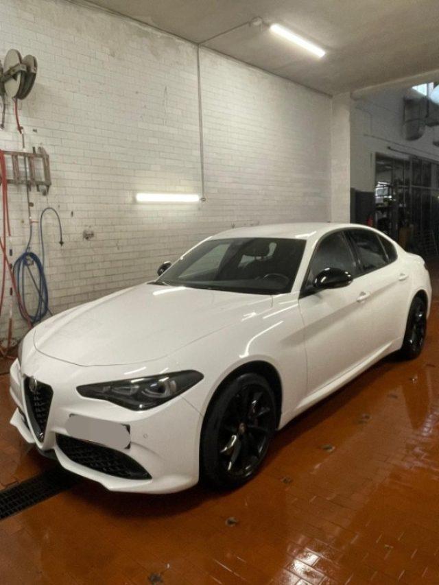 ALFA ROMEO Giulia 2.0 Turbo 280 CV AT8 AWD Q4 Competizione