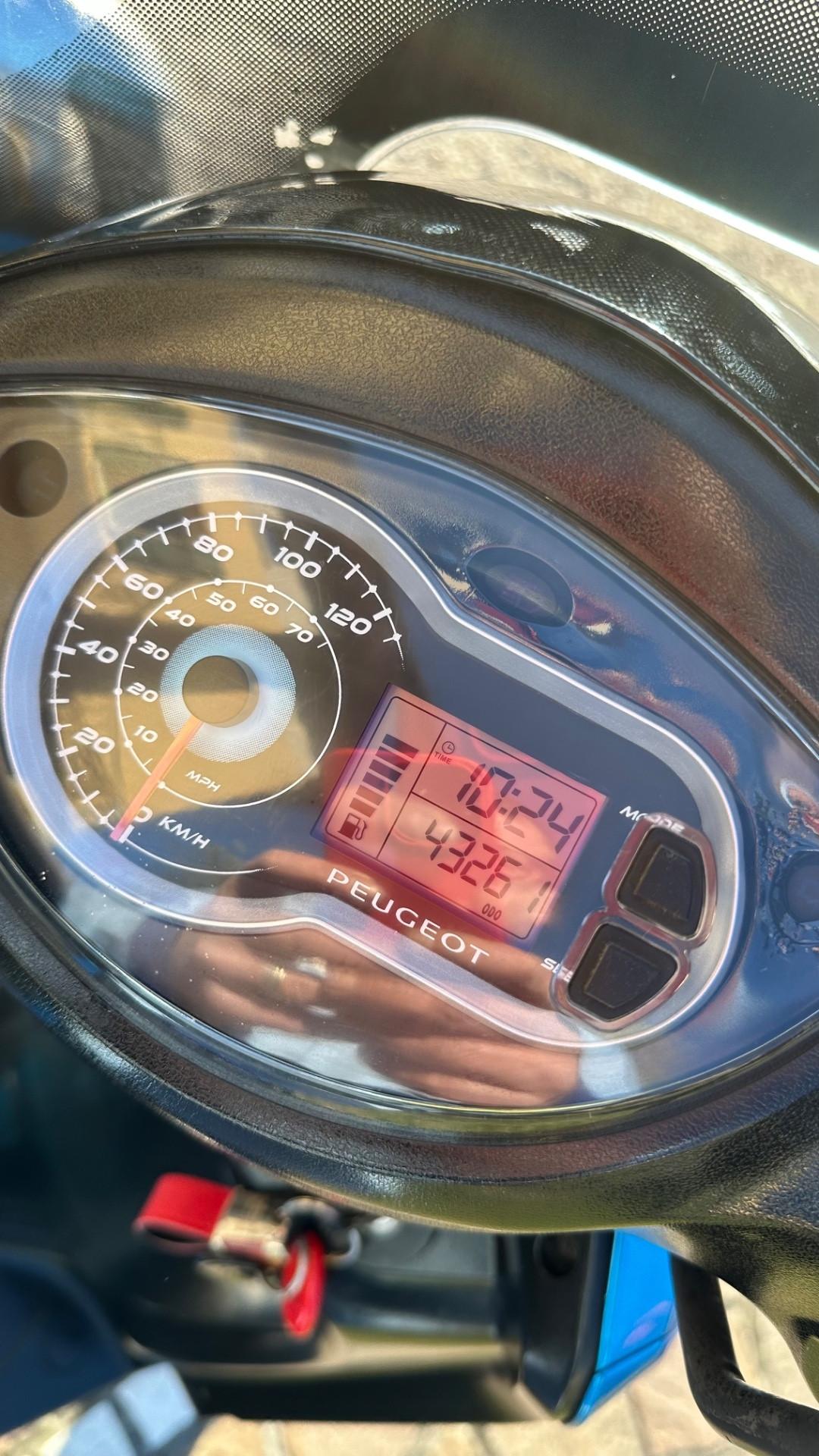 Peugeot Tweet Evo 2 150 Parabrezza e bauletto