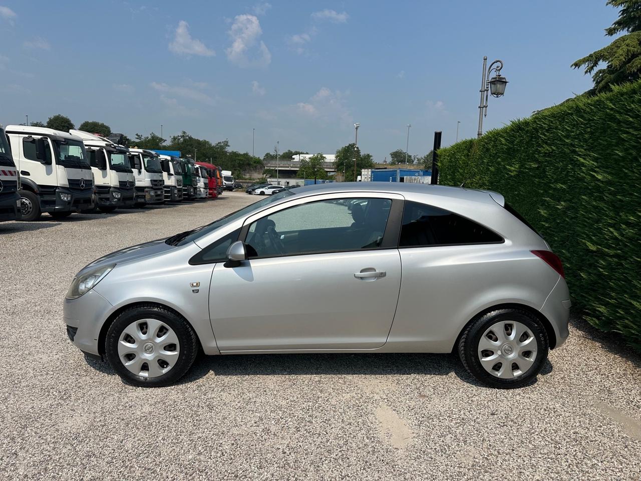 Opel Corsa 1.0 12V 3 porte Edition