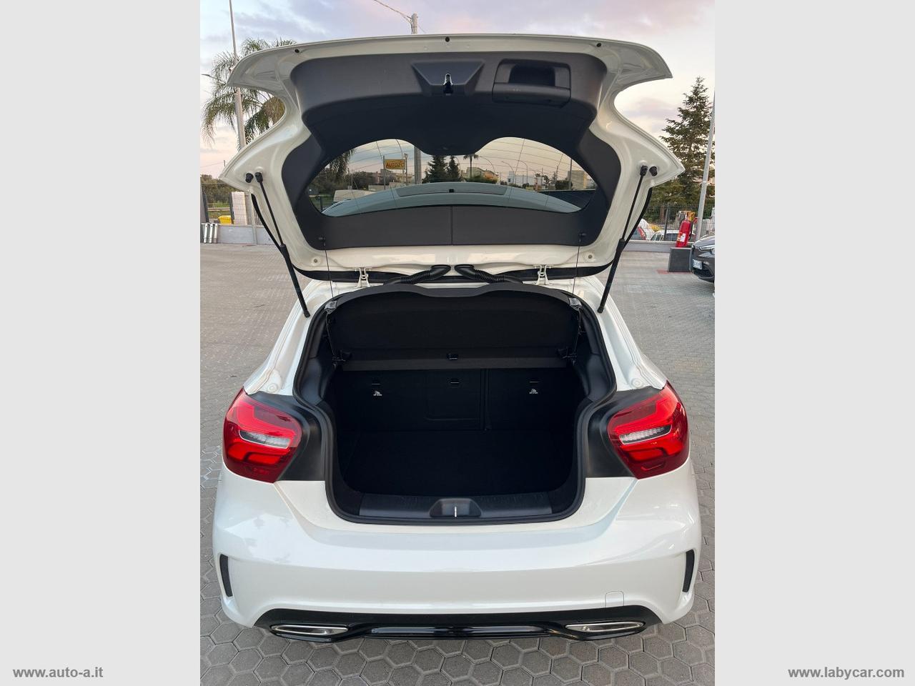 MERCEDES-BENZ A 200 d Premium