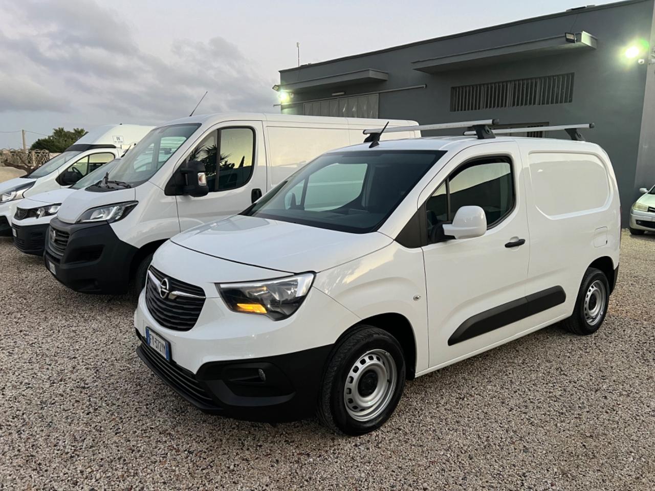 Opel Combo 3 posti diesel portapacchi