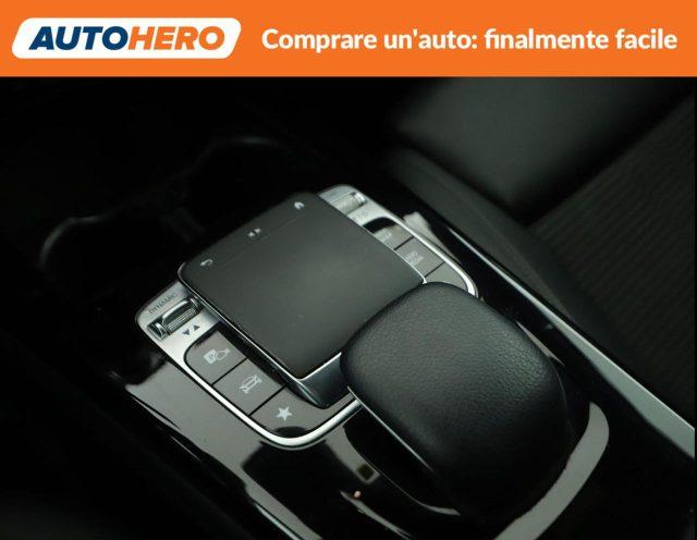 MERCEDES-BENZ A 180 Automatic Executive