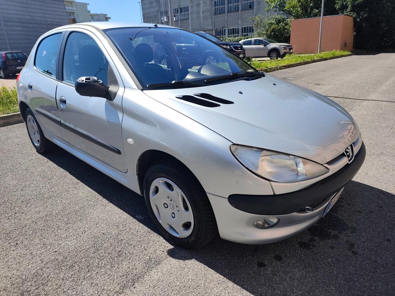 Peugeot 206 1.4 Benz automatica 5 porte
