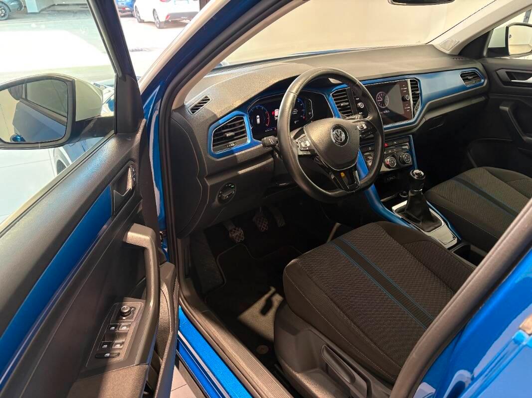 Volkswagen T-Roc 1.0 tsi Advanced