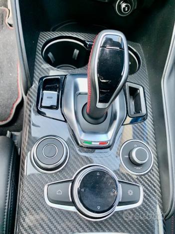ALFA ROMEO Giulia 2.9 T V6 AT8 Quadrifoglio ROSS