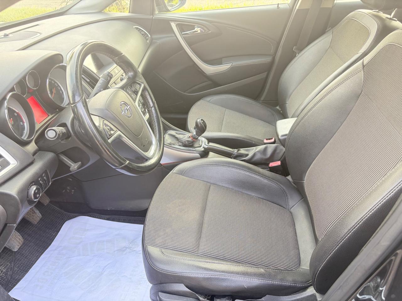 Opel Astra 1.7 CDTI 110CV Sports Tourer Cosmo