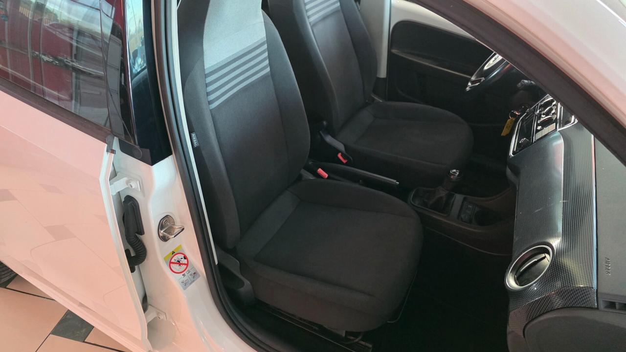 Volkswagen up! 1.0 5p eco move Bluemotion technology (50cv)