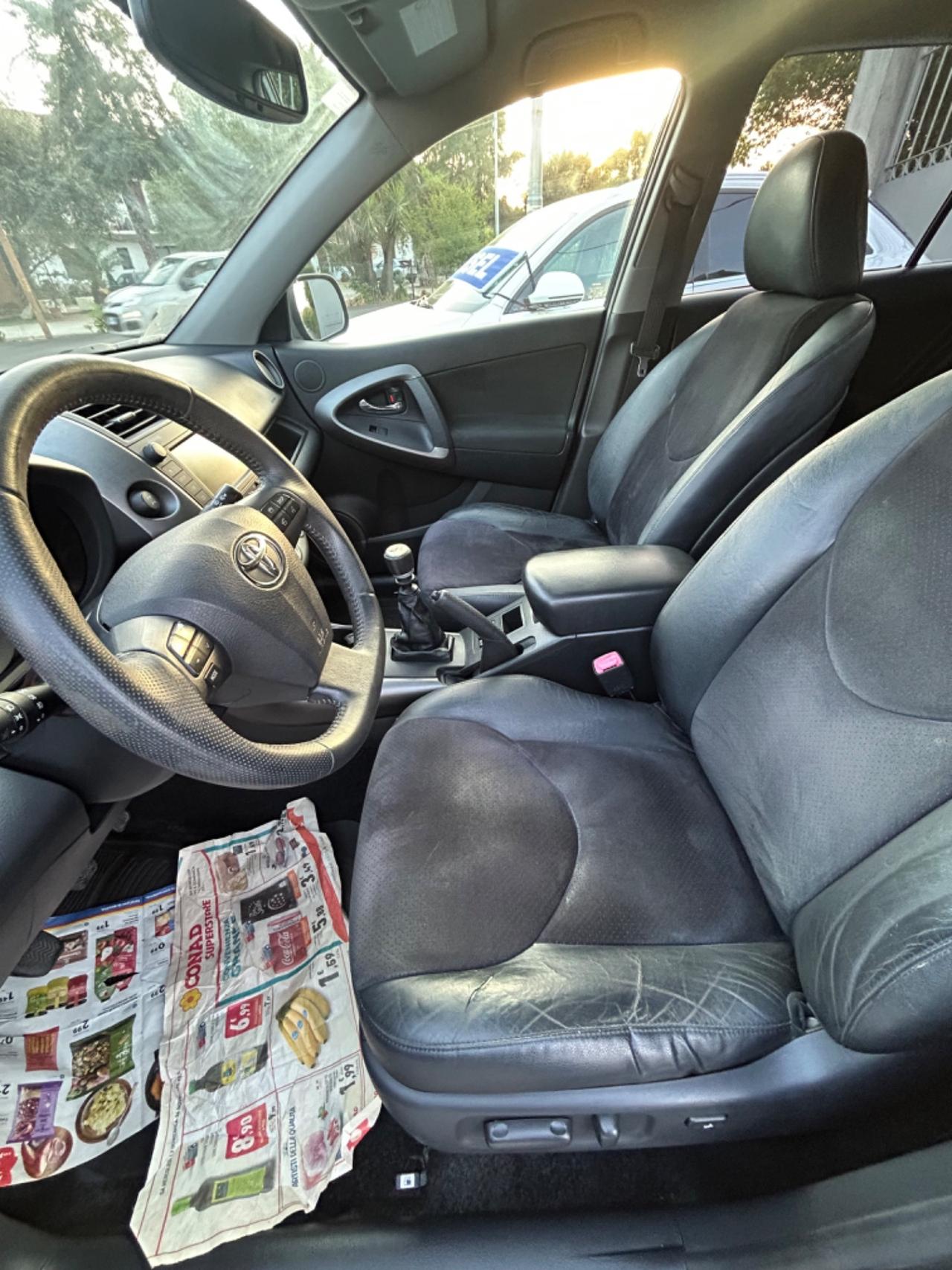 Toyota RAV 4 RAV4 Crossover 2.2 D-4D 150 CV DPF Exclusive