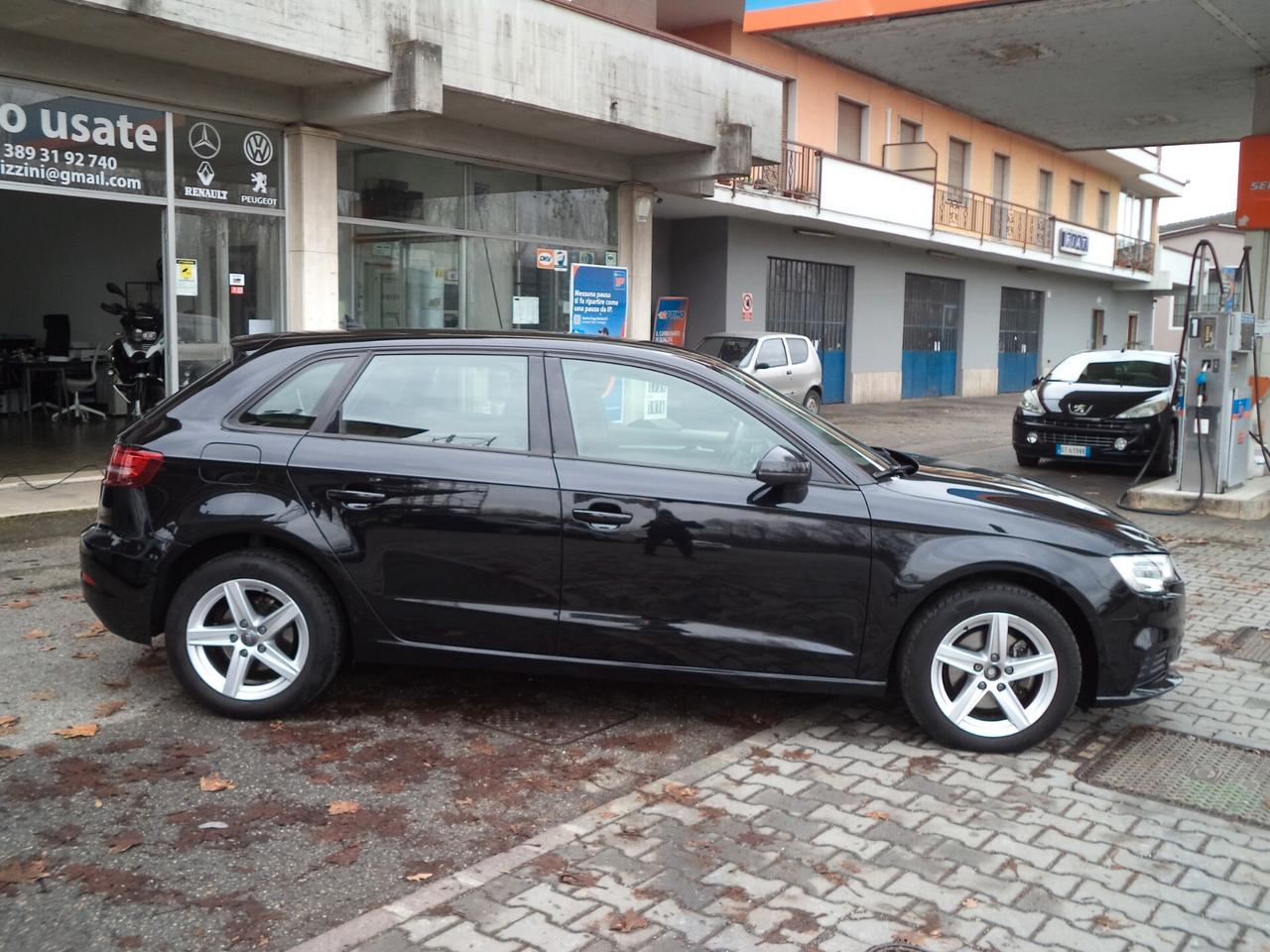 Audi A3 SPB 1.6 TDI 116 CV S tronic Business