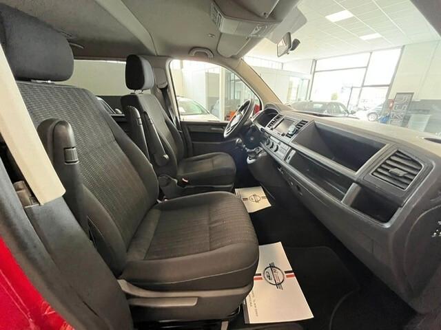 Volkswagen Caravelle 2.0 TDI 150CV 8 POSTI CAMBIO MANUALE