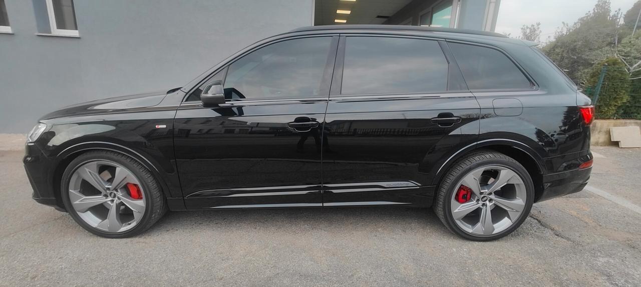 Audi Q7 60 TFSI e quattro tiptronic S line plus