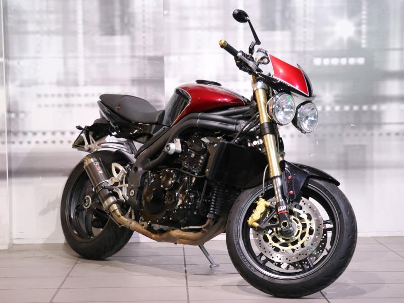 Triumph Speed Triple 1050