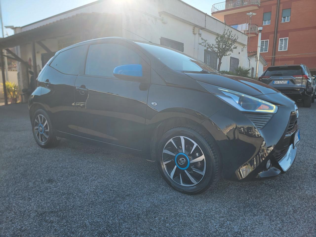 Toyota Aygo 1.0 72 CV x-clusiv GARANZIA UFFICIALE