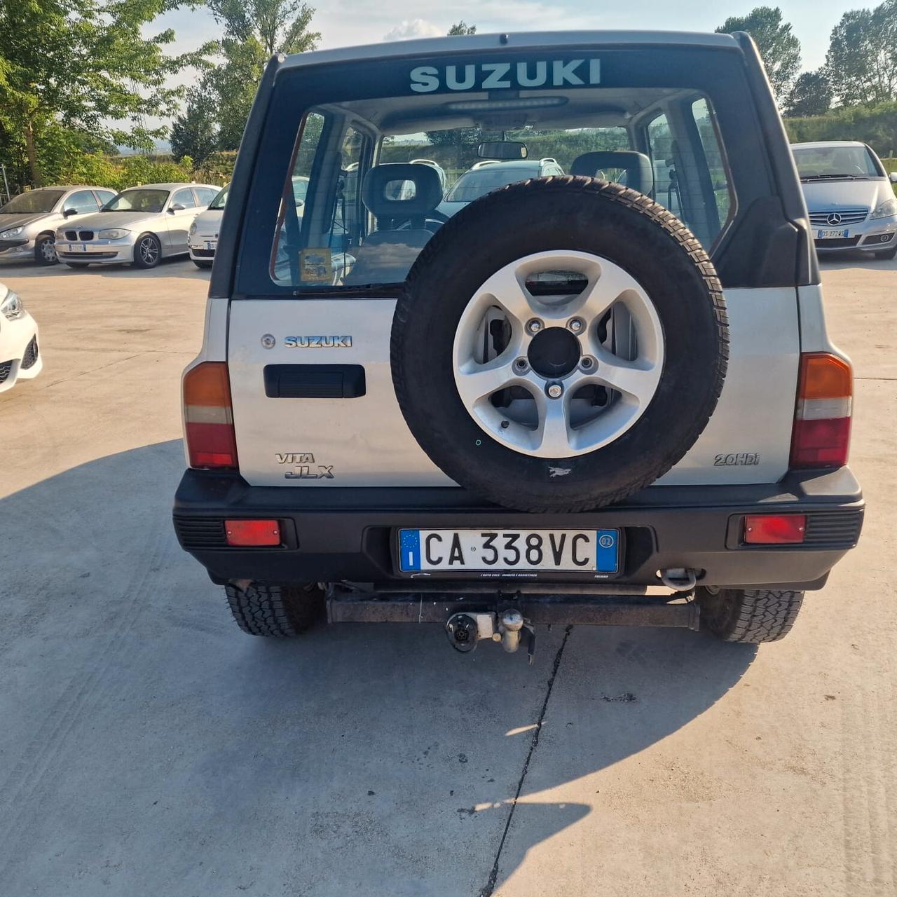 Suzuki Vitara 2.0 HDI 3 porte JLX MOTORE CON 150 MILA KM GANCIO DI TRAINO E CARRELLO