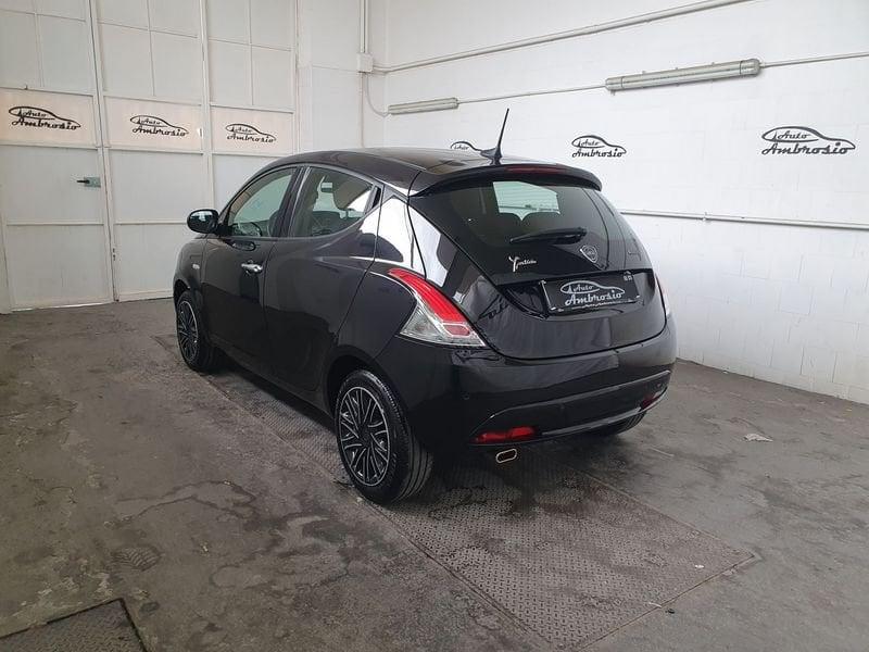 Lancia Ypsilon 1.0 FireFly 5 porte S&S Hybrid Gold TUA DA 129,00 AL MESE