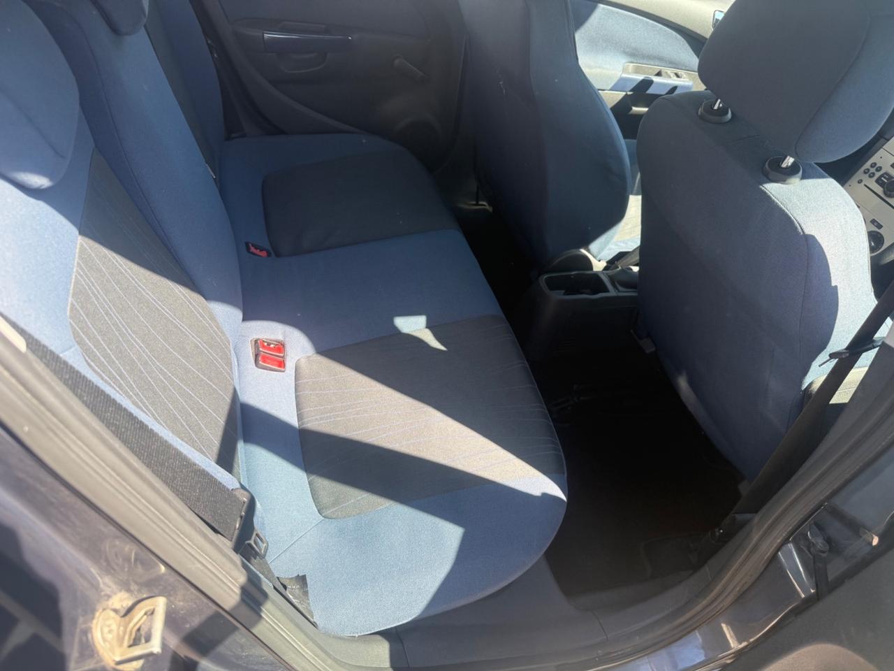 Opel Corsa 1.2 5 porte benzina