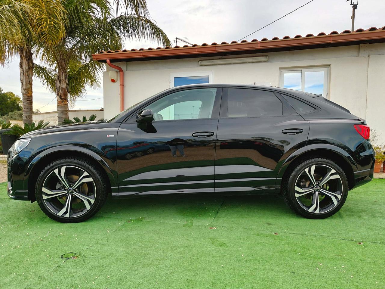 Audi Q3 SPB 35 TDI S tronic line edition - 2024