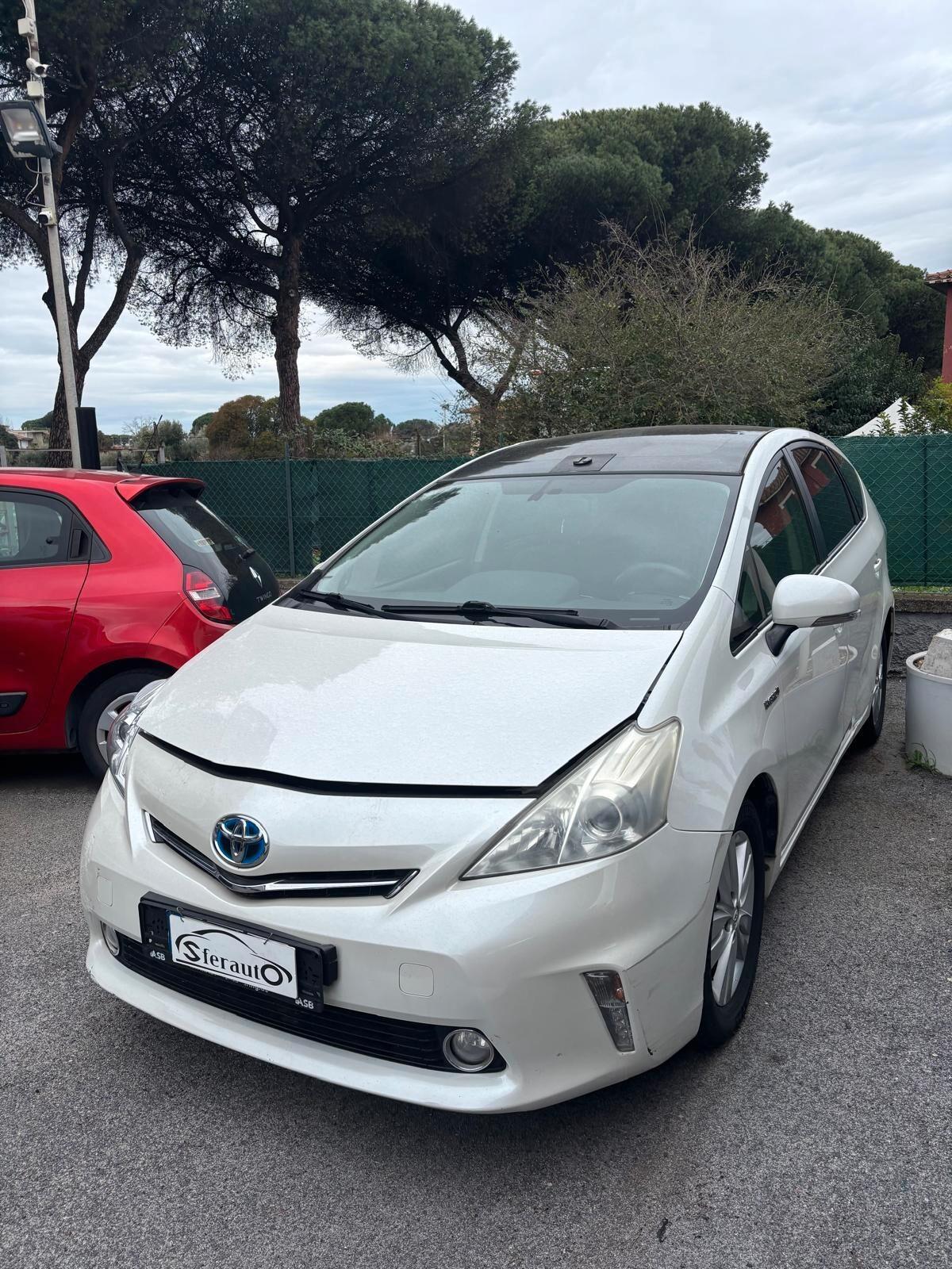 Toyota Prius Prius+ 1.8 Lounge
