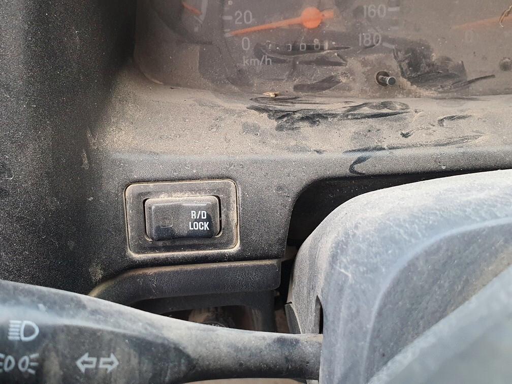 Mitsubishi L200 2.5 TDI 4WD 100CV Cab. Singola