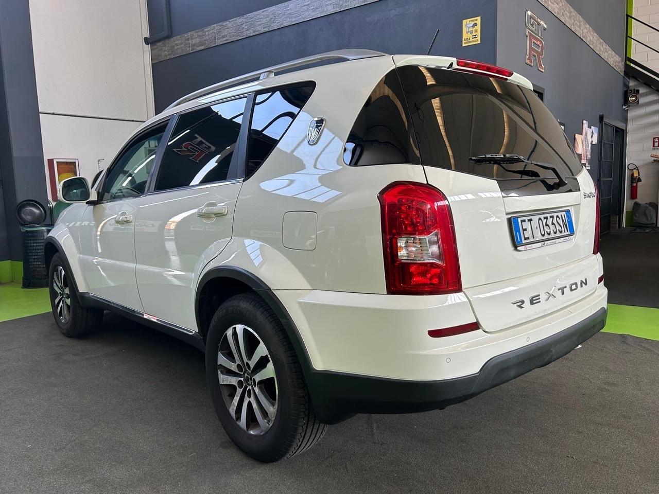 Ssangyong Rexton W 2.0 Xdi 4WD 7posti