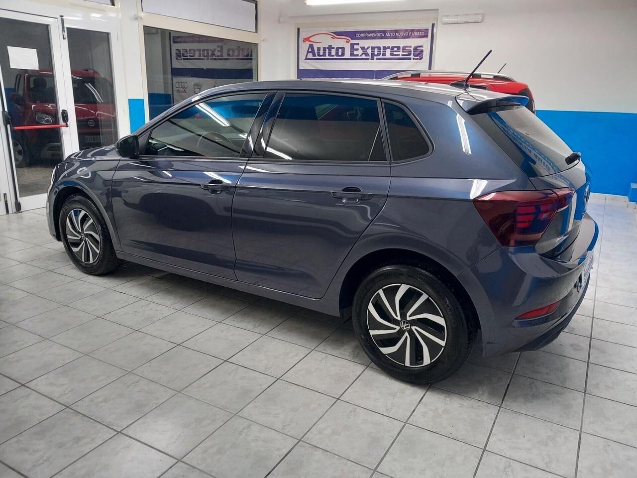 Volkswagen Polo anno 2022 benzina 1.0 km 34 mila