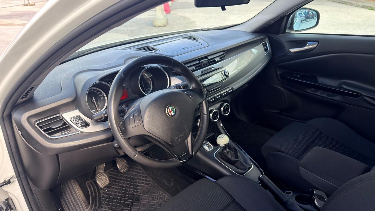 Alfa Romeo Giulietta 1.6 JTDM 105 cv Distinctive