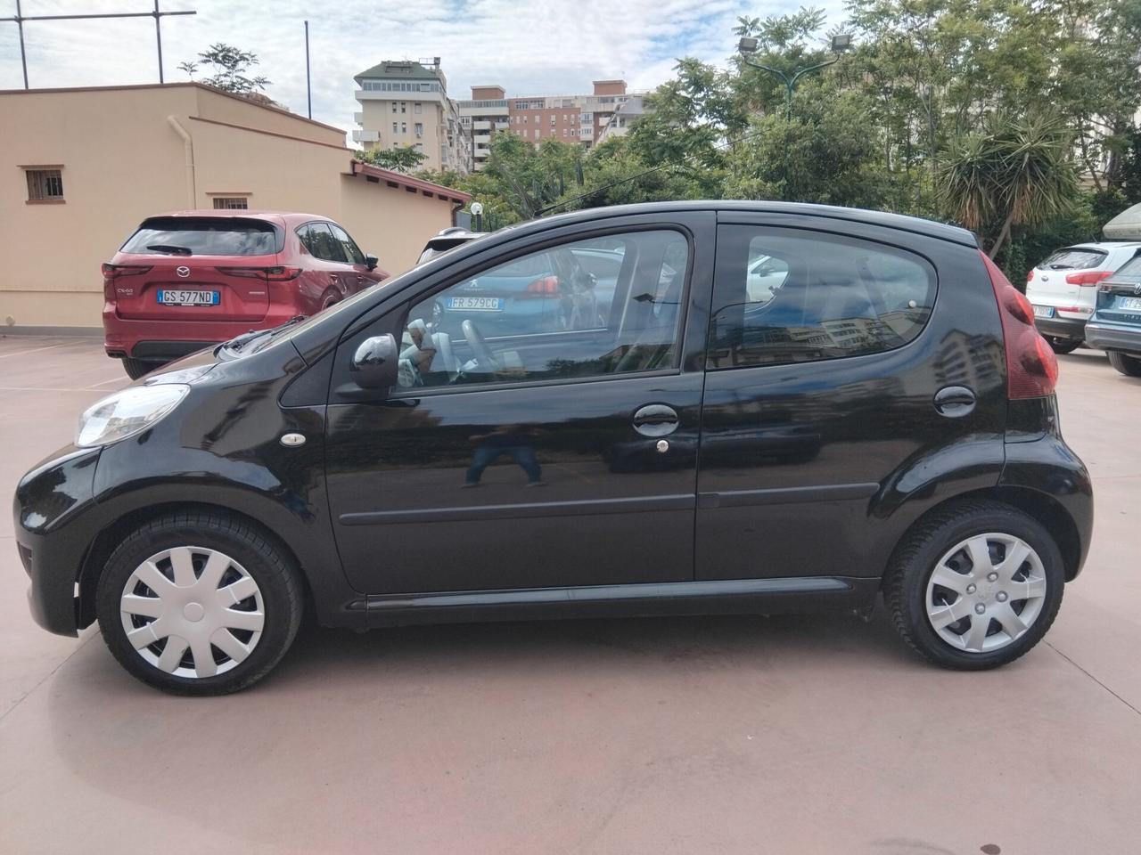 PEUGEOT 107 NAVY 1.0 ANNO 2012 GARANZIA 12 MESI