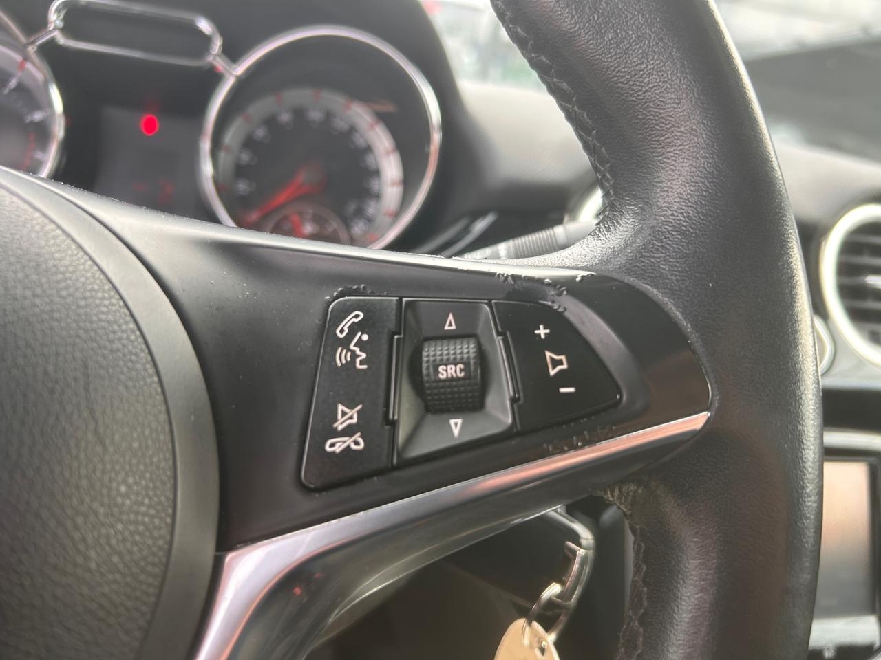 Opel Adam 1.4 Glam 87cv