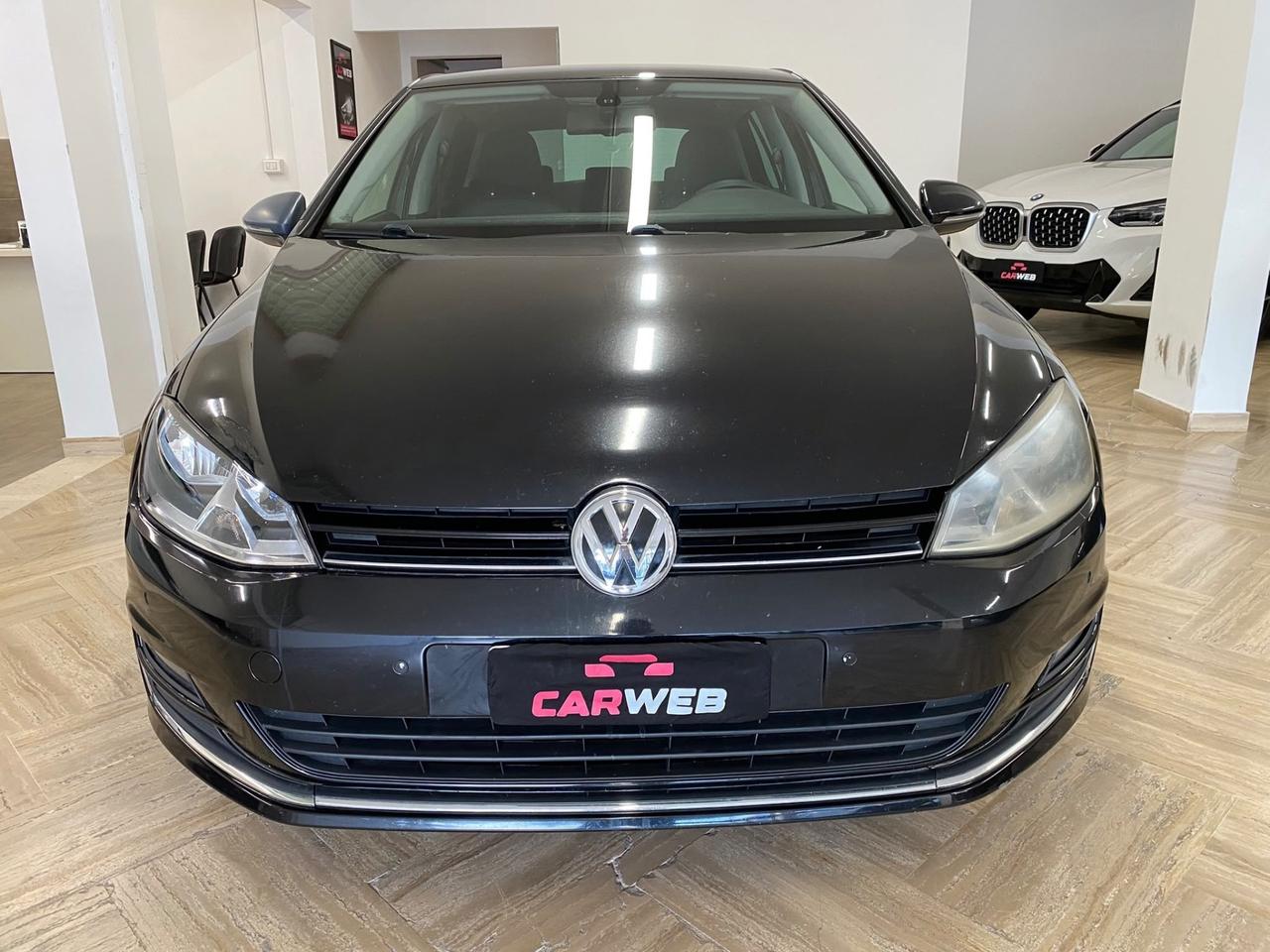 VOLKSWAGEN GOLF 7 COMFORTLINE 1.6 TDI DSG 2013