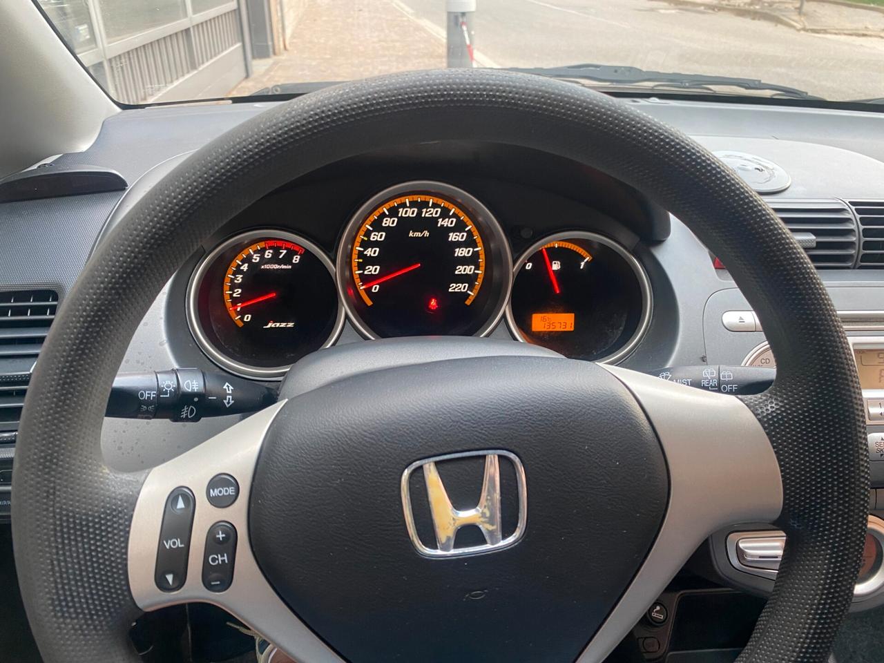 Honda Jazz 1.4 i-DSi Graphite VSA