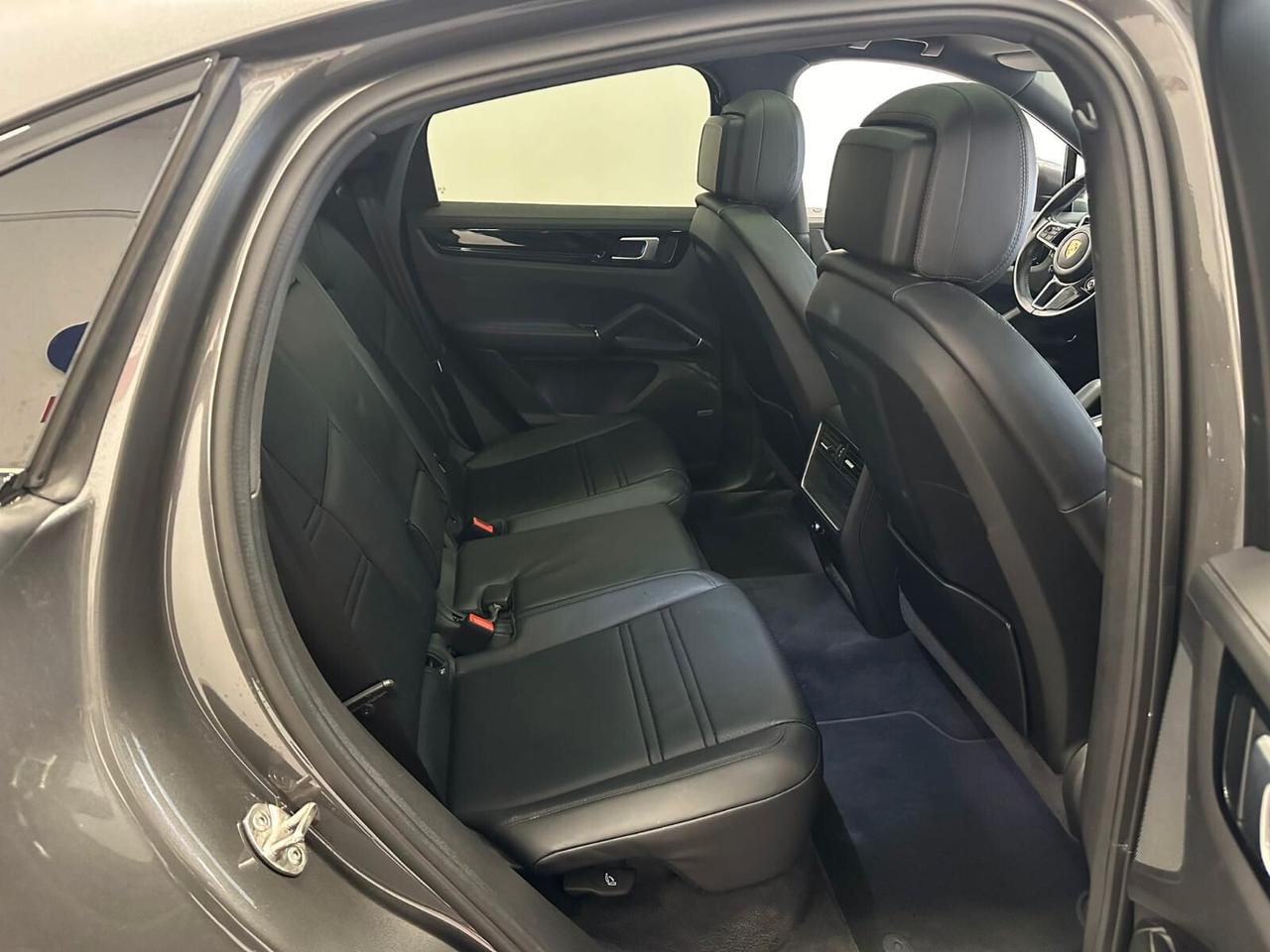 Porsche Cayenne Coupé 3.0 V6 E-Hybrid