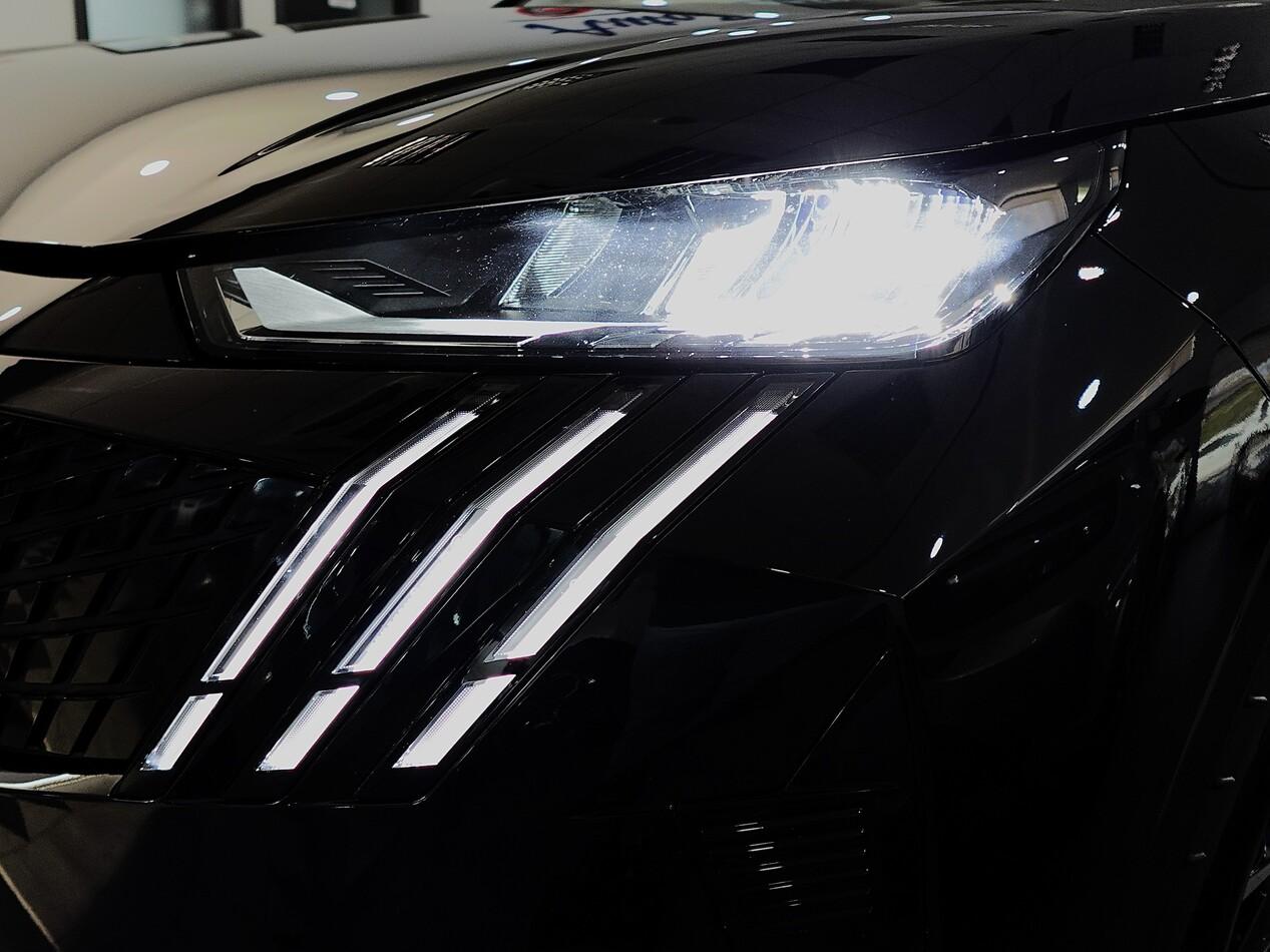 Peugeot 5008 1.2 HYBRID 145 CV E-DCS6 ALLURE 7 POSTI