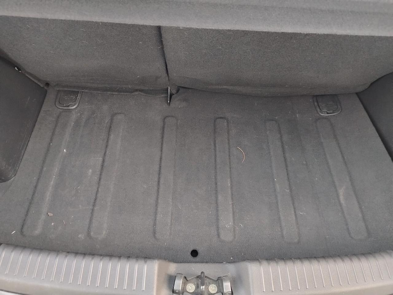 Hyundai i10 solo 72000Km