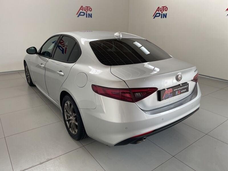 Alfa Romeo Giulia 2.2 Turbodiesel 136 CV AT8 Super *Rcamera*