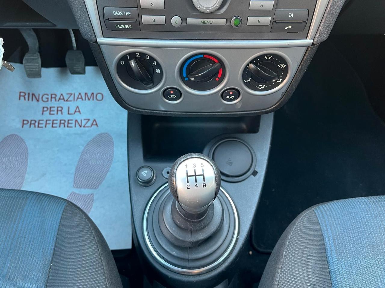 Ford Fiesta 1.4 TDCi 68Cv Titanium UNIPRO