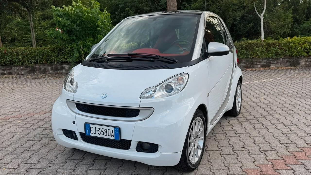 Smart ForTwo 800 40 kW coupé passion cdi